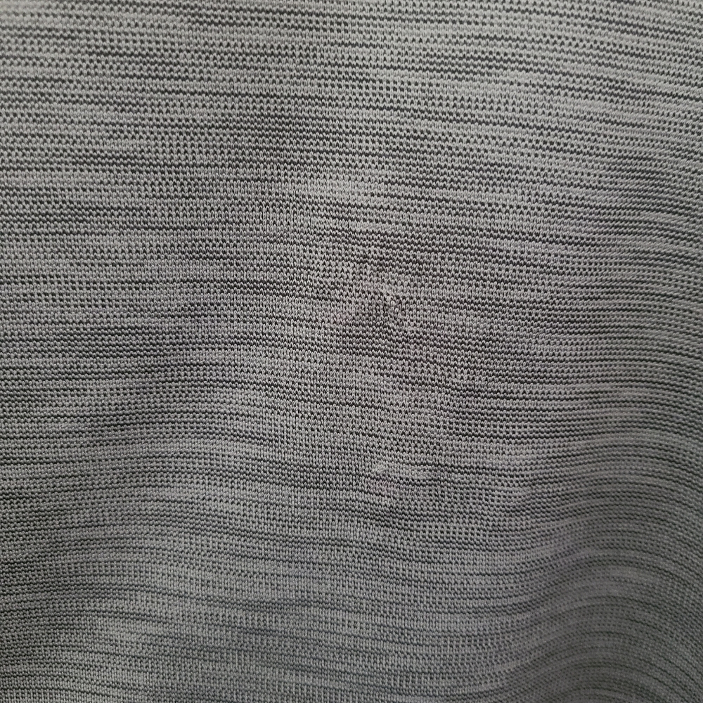 UA girls shirt - Picture 4 of 4